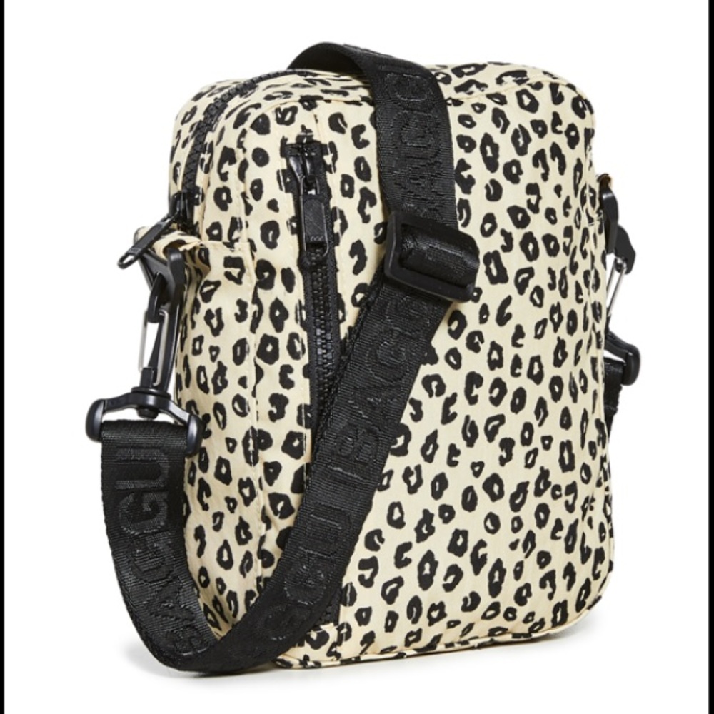 Baggu Crossbody Sport - Honey Leopard